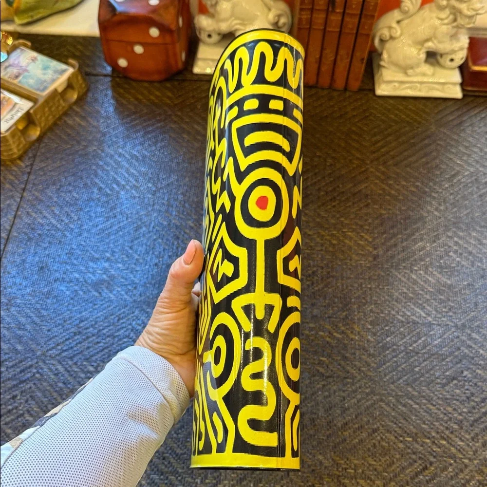 Keith Haring print Patricia Field Vibrant Yellow and Black Graphic Clutch- NWOT - Picture 4 of 9